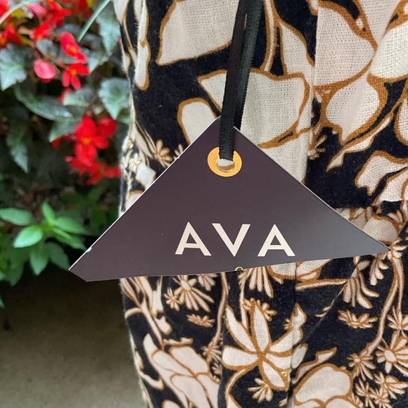 Ava & Viv Linen Blend Floral Empire Waist Dress - NWT - Picture 5 of 9